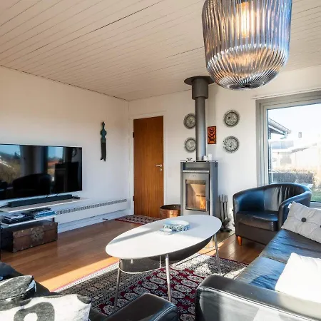 Holiday home Holiday Cxxxviii